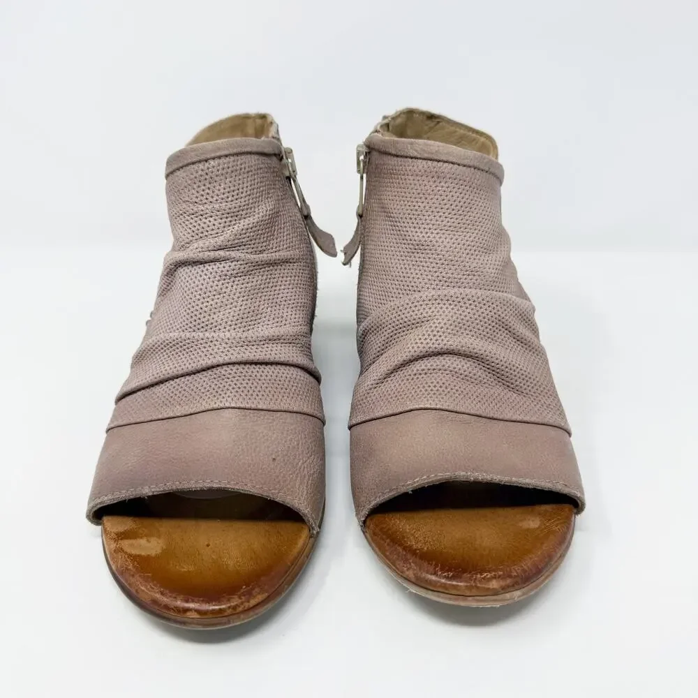 Miz Mooz Taupe Leather Canterbury Open Toe Booties EU 37 Side Zip Made in Bosnia